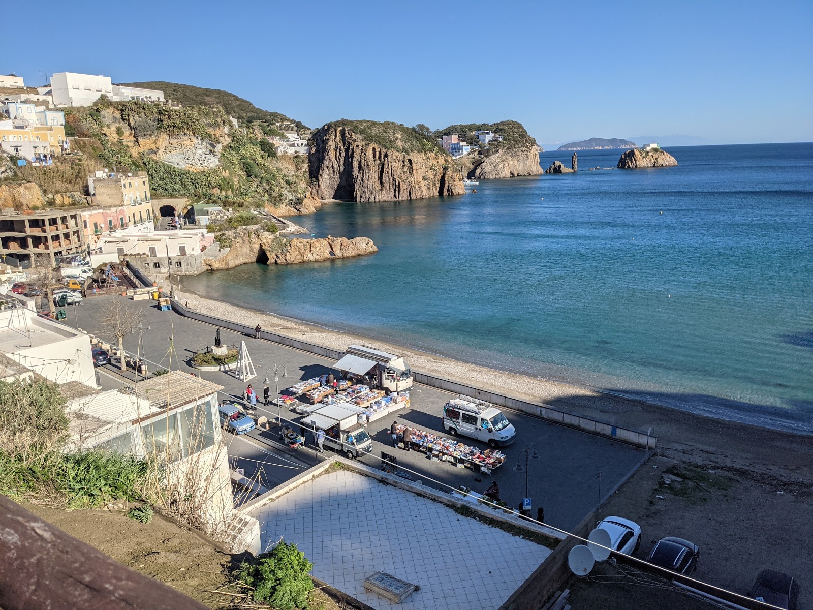 Spiaggia Giancos'in fotoğrafı parlak kum yüzey ile