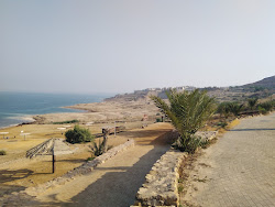Amman Beach'in fotoğrafı uçurumlarla desteklenmiş