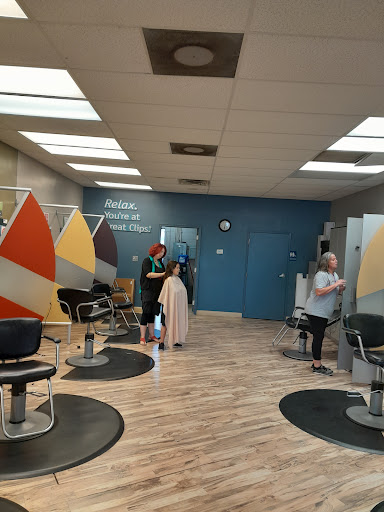 Hair Salon «Great Clips», reviews and photos, 1718 N Locust Ave, Lawrenceburg, TN 38464, USA