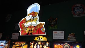 Sparks Pinball Museum Arcade & Bar - photo 5