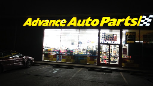 Auto Parts Store «Advance Auto Parts», reviews and photos, 215 E 10th St, Jeffersonville, IN 47130, USA