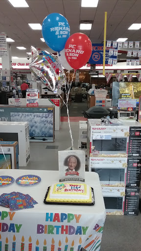 Appliance Store «P.C. Richard & Son», reviews and photos, 555 Atlantic Ave, Oceanside, NY 11572, USA