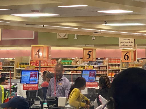 Grocery Store «Winn-Dixie», reviews and photos, 17221 NW 27th Ave, Miami Gardens, FL 33056, USA