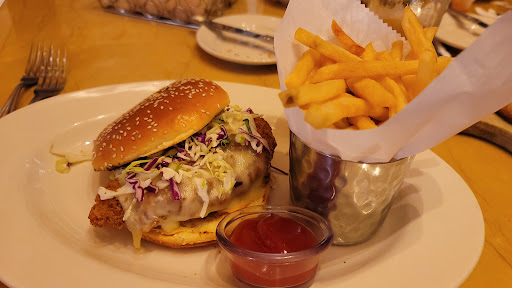 Restaurant «The Cheesecake Factory», reviews and photos, 600 Spectrum Center Dr, Irvine, CA 92618, USA