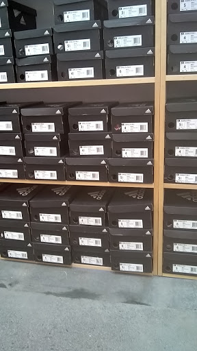 Shoe Store «WSS», reviews and photos, 7900 Sepulveda Blvd, Van Nuys, CA 91405, USA