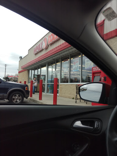 Dollar Store «FAMILY DOLLAR», reviews and photos, 200 Delaware Ave, Hurlock, MD 21643, USA