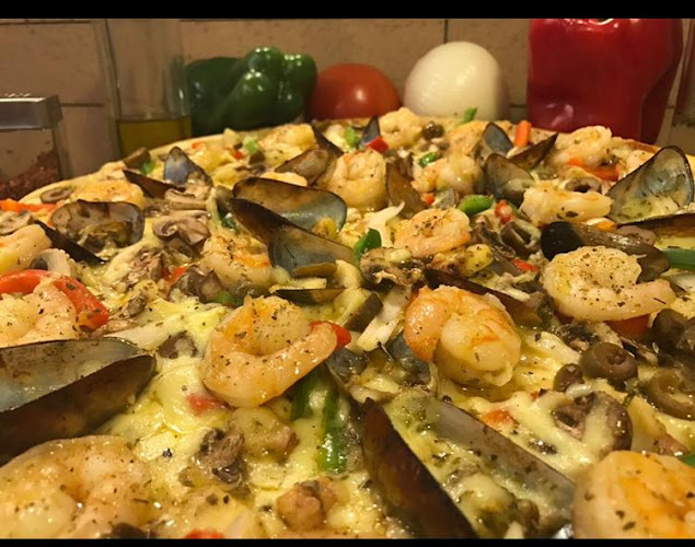 Opiniones de Nico's Pizzas & Crepes en Tonchigue - Pizzeria