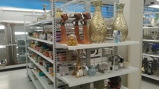 Clothing Store «Ross Dress for Less», reviews and photos, 2753 E Eastland Center Dr, West Covina, CA 91791, USA