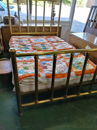 General Store «T & E General Store», reviews and photos, 110 S Maple St, Yamhill, OR 97148, USA