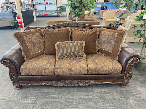 Thrift Store «Grace Centers of Hope Thrift Store», reviews and photos, 5919 Highland Rd, Waterford Twp, MI 48327, USA