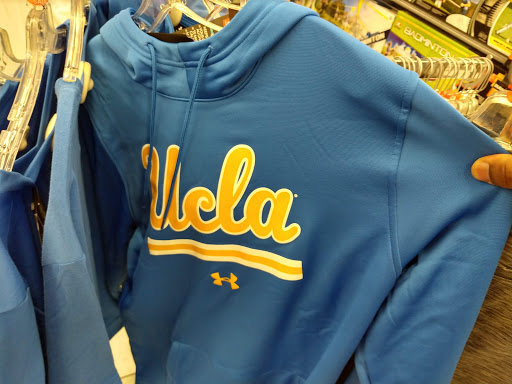 Sporting Goods Store «Big 5 Sporting Goods - Anaheim (Harbor)», reviews and photos, 2320 Harbor Blvd, Anaheim, CA 92802, USA