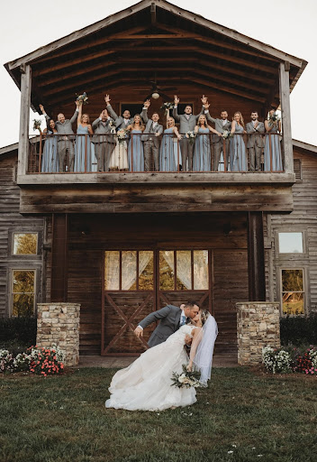 Wedding Venue «The Walters Barn», reviews and photos, 7712 Persimmon Tree Rd, Lula, GA 30554, USA