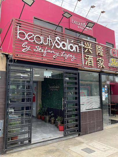 Beauty Salon by Stefany Lopez Trujillo