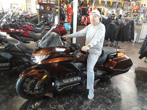 Motorcycle Dealer «Huntington Beach Honda Motorcycles», reviews and photos, 17555 Beach Blvd, Huntington Beach, CA 92647, USA