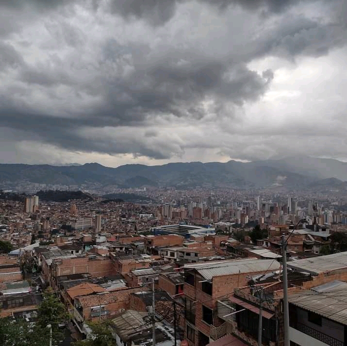 Mirador la Cruz - Jardín Circunvalar