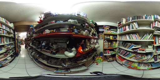 Thrift Store «Castaway Treasures Thrift & Gift Store», reviews and photos, 22309 7th Ave S, Des Moines, WA 98188, USA