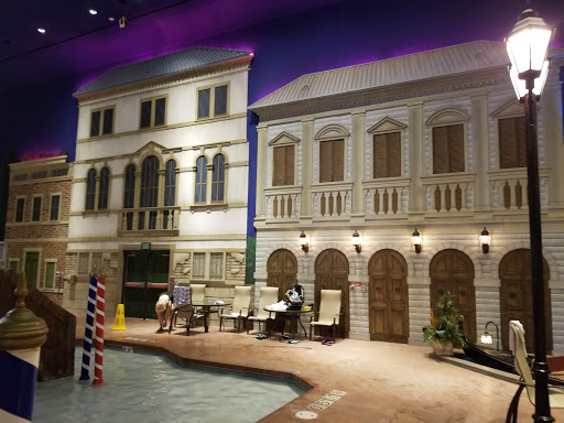 Water Park «Venetian Waterpark at Holiday Inn Hotel Maple Grove/Arbor Lakes», reviews and photos, 11801 Fountains Way, Osseo, MN 55369, USA