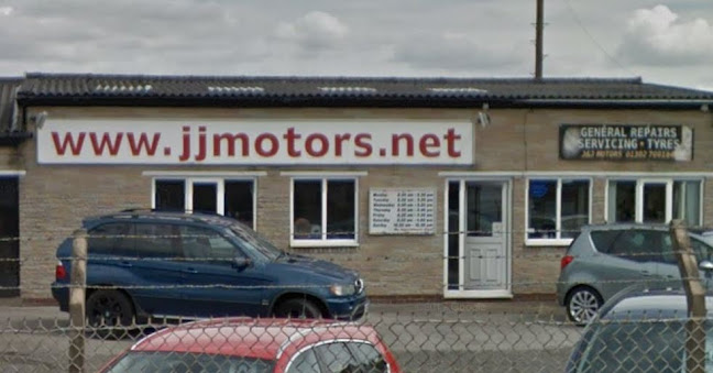 J & J Motors - Doncaster