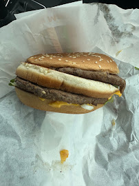 Cheeseburger du Restauration rapide McDonald's à Bréal-sous-Montfort - n°15