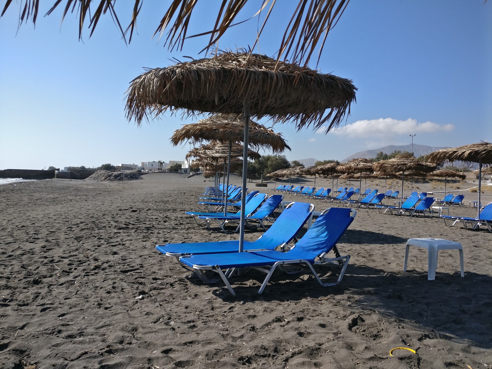 Foto av Monolithos beach - populär plats bland avkopplingskännare