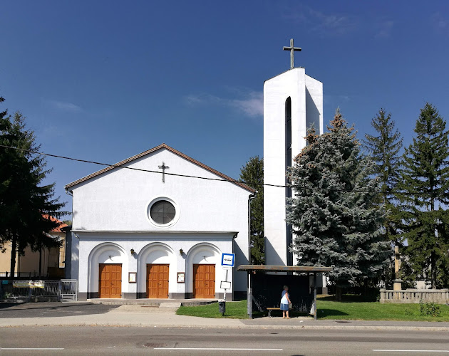 Kaposvári Szent Kereszt templom - Templom