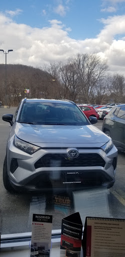 Car Dealer «Greentree Toyota», reviews and photos, 87 Federal Rd, Danbury, CT 06811, USA