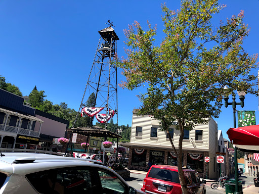 Sporting Goods Store «Sierra Mountain Outdoors Placerville», reviews and photos, 465 Main St, Placerville, CA 95667, USA