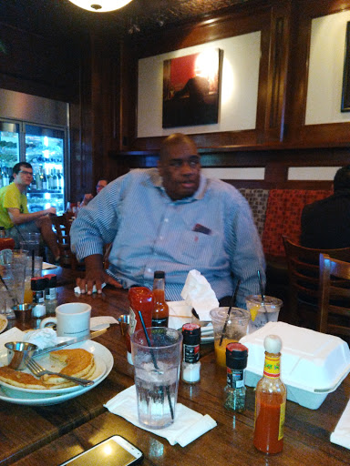 American Restaurant «Black Walnut Cafe - Memorial», reviews and photos, 5512 Memorial Dr, Houston, TX 77007, USA