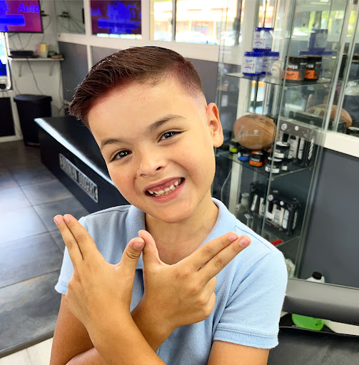 Barber Shop «His City Barber Shop», reviews and photos, 9151 Taft St, Pembroke Pines, FL 33024, USA