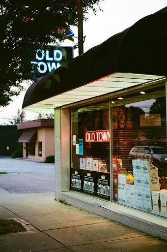 Liquor Store «Old Town Liquors», reviews and photos, 1529 Bardstown Rd, Louisville, KY 40205, USA