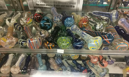 Tobacco Shop «Mystical Moon», reviews and photos, 144 Middle Ave, Elyria, OH 44035, USA