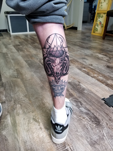 Tattoo Shop «Next Level Tattoo Company - Imlay City», reviews and photos, 420 E 3rd St, Imlay City, MI 48444, USA