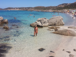 Sapling beach'in fotoğrafı birden fazla küçük koy ile birlikte