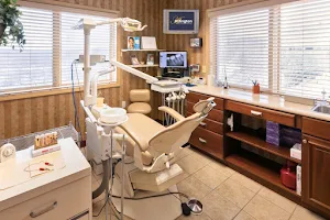 Arlington Family & Cosmetic Dental Associates image