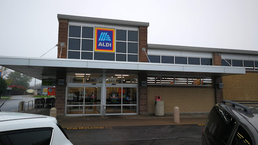 Supermarket «ALDI», reviews and photos, 1702 Brady St, Davenport, IA 52803, USA