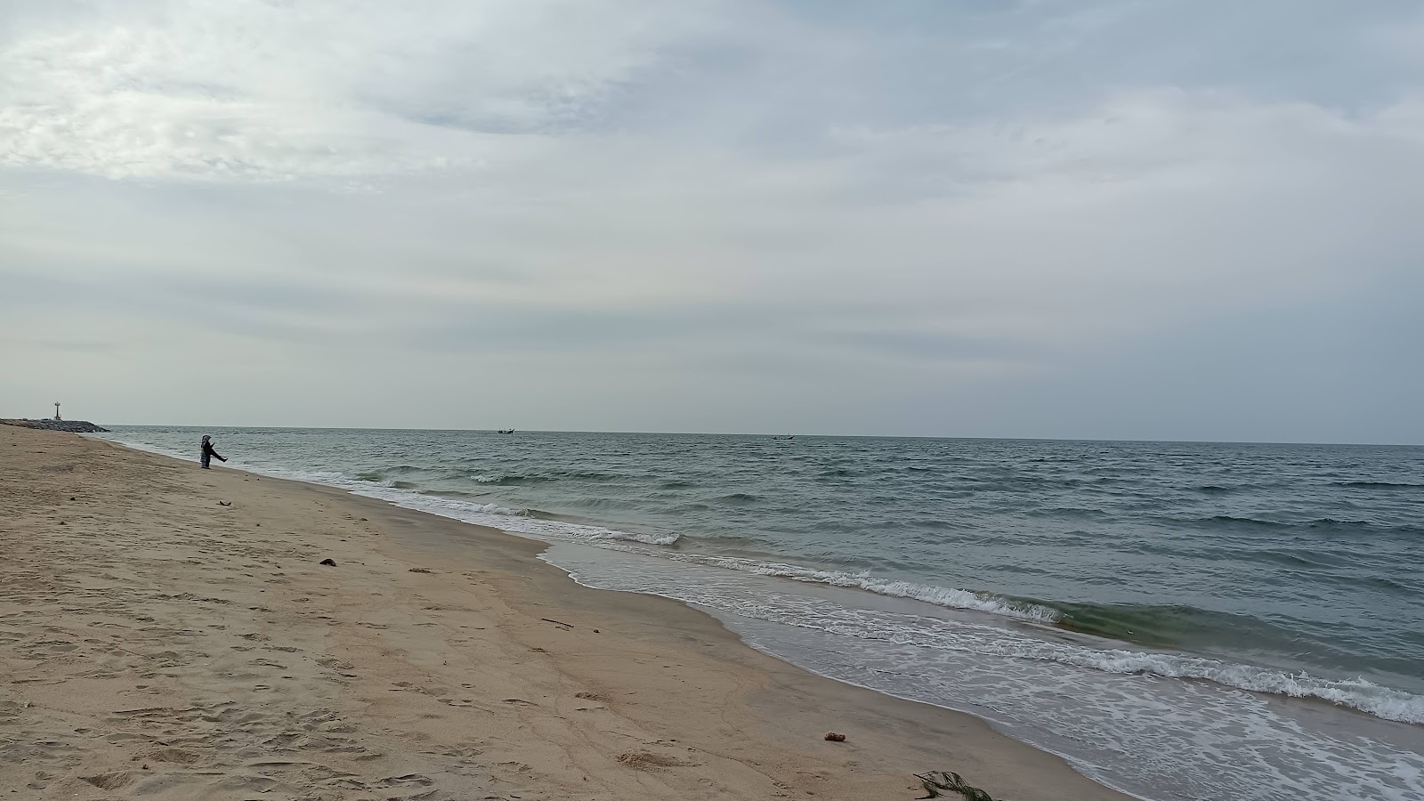 Foto von Panare Beach mit langer gerader strand