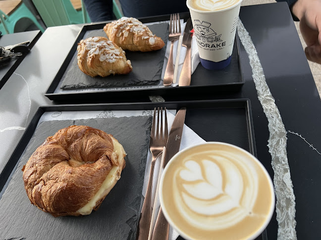 Teléfono de Café Mandrake