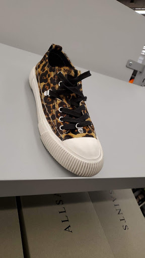 Department Store «Saks OFF 5TH», reviews and photos, 260 Shrewsbury Plaza, Shrewsbury, NJ 07702, USA