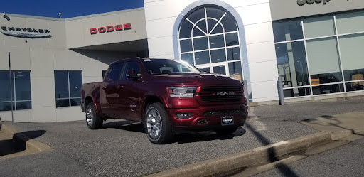 Car Dealer «Heritage Chrysler Dodge Jeep RAM Owings Mills», reviews and photos, 11212 Reisterstown Rd, Owings Mills, MD 21117, USA