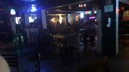 CHRONOS Bar Café
