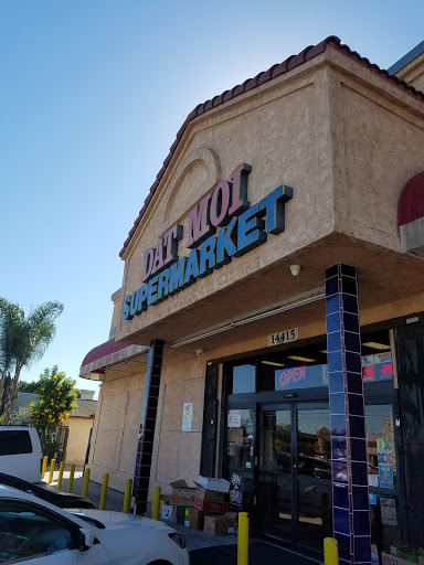 Asian Grocery Store «Datmoi Market», reviews and photos, 14415 Crenshaw Blvd, Gardena, CA 90249, USA