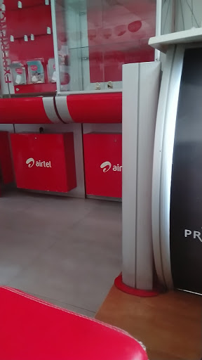 Airtel Shop - Yenagoa, Bay Bridge Juncton, Beside Virgin Nigeria, 560212, Yenagoa, Nigeria, Caterer, state Bayelsa