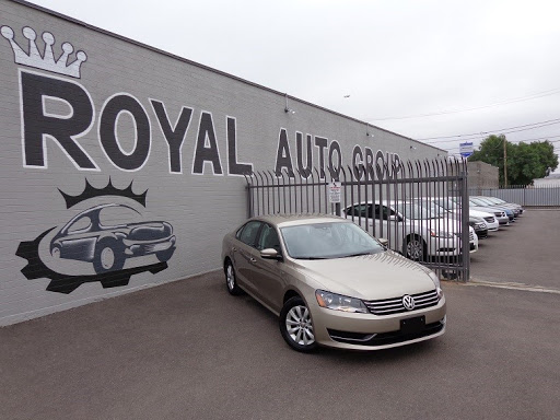 Used Car Dealer «Royal Auto Group (Sales & Service)», reviews and photos, 1617 E Jefferson St, Phoenix, AZ 85034, USA