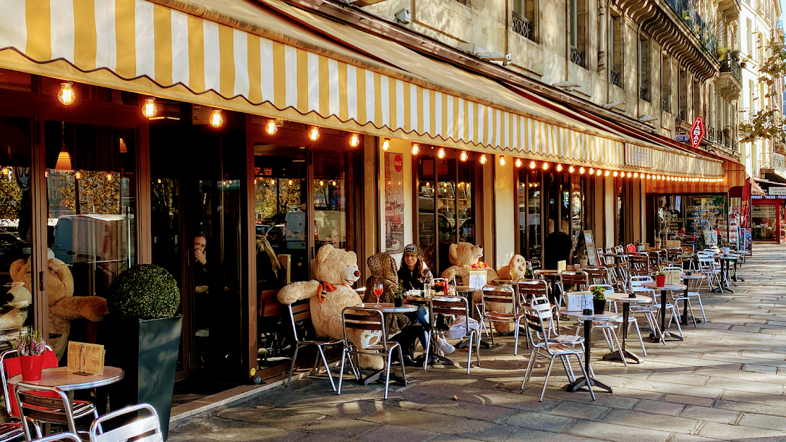 Café des Arts à Paris