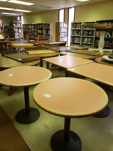 Thrift Store «H2O Help & Hope To Others», reviews and photos, 451 SE Maple St, Dallas, OR 97338, USA