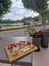 Photos du propriétaire du Restaurant La Grillade du Lac à Besse-sur-Issole - n°3