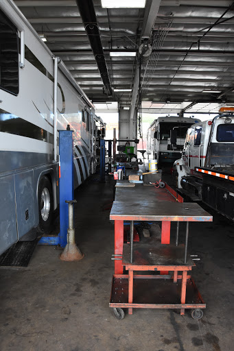 Auto Parts Store «ATC Auto Truck Center Inc», reviews and photos, 941 66th Ave SW, Cedar Rapids, IA 52404, USA