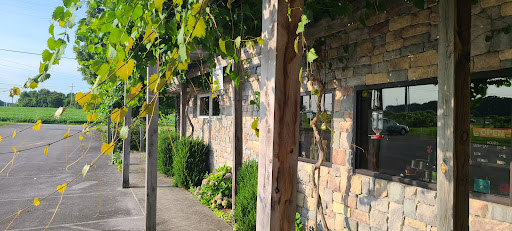 Winery «Beans Creek Winery», reviews and photos, 426 Ragsdale Rd, Manchester, TN 37355, USA