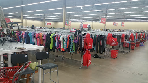 Thrift Store «Savers», reviews and photos, 230 W Virginia St #50, Crystal Lake, IL 60014, USA