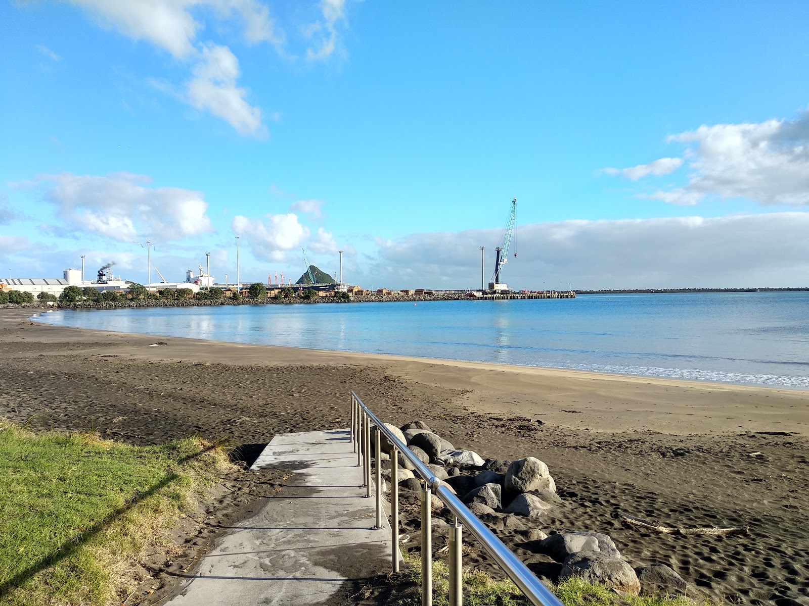 Foto af Ngamotu Beach - populært sted blandt afslapningskendere